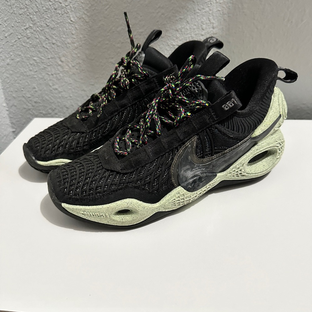 Nike Cosmic Unity Black Green Glow Men’s Size 6